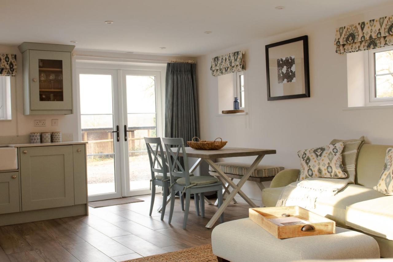 Finwood Green Farm Holiday Cottages-The Calf Shed And The Milk Parlour Henley-in-Arden Εξωτερικό φωτογραφία