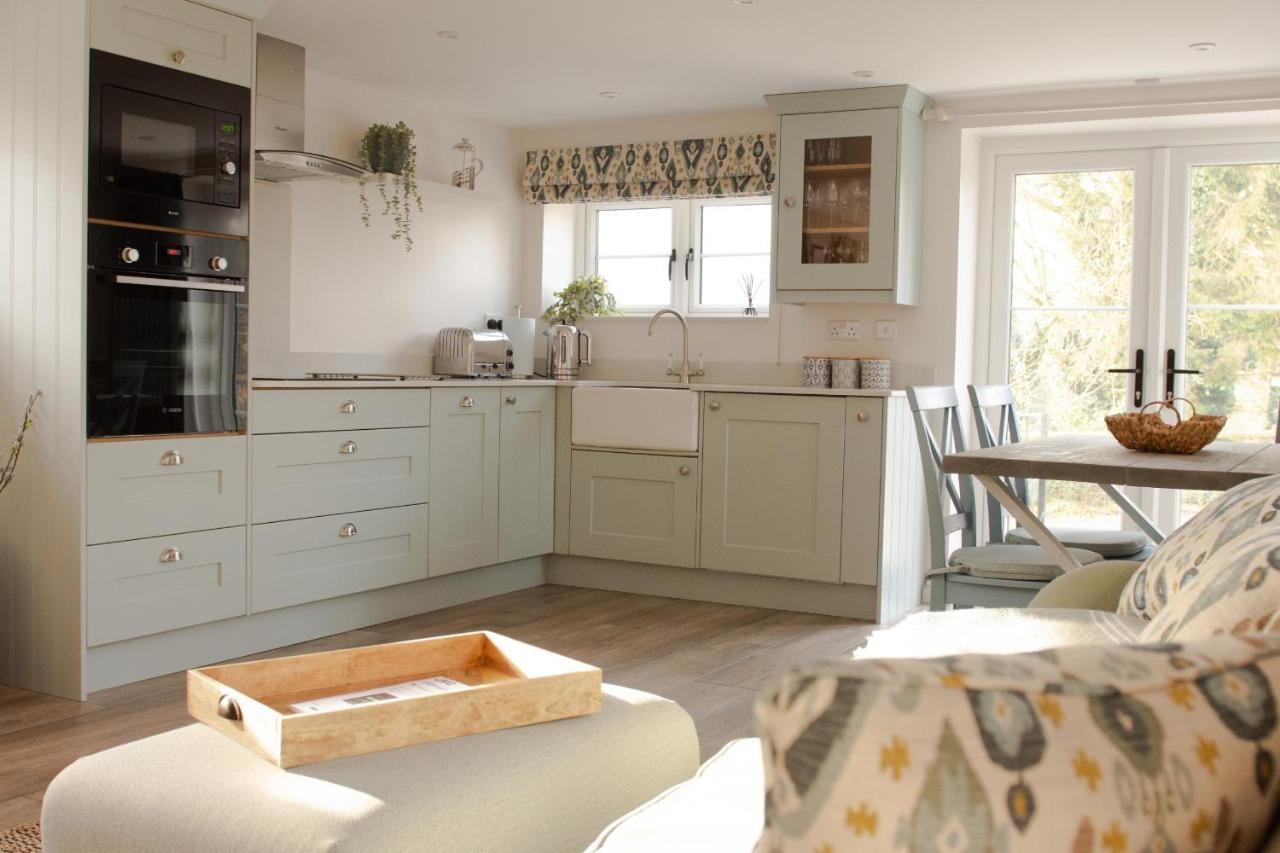 Finwood Green Farm Holiday Cottages-The Calf Shed And The Milk Parlour Henley-in-Arden Εξωτερικό φωτογραφία