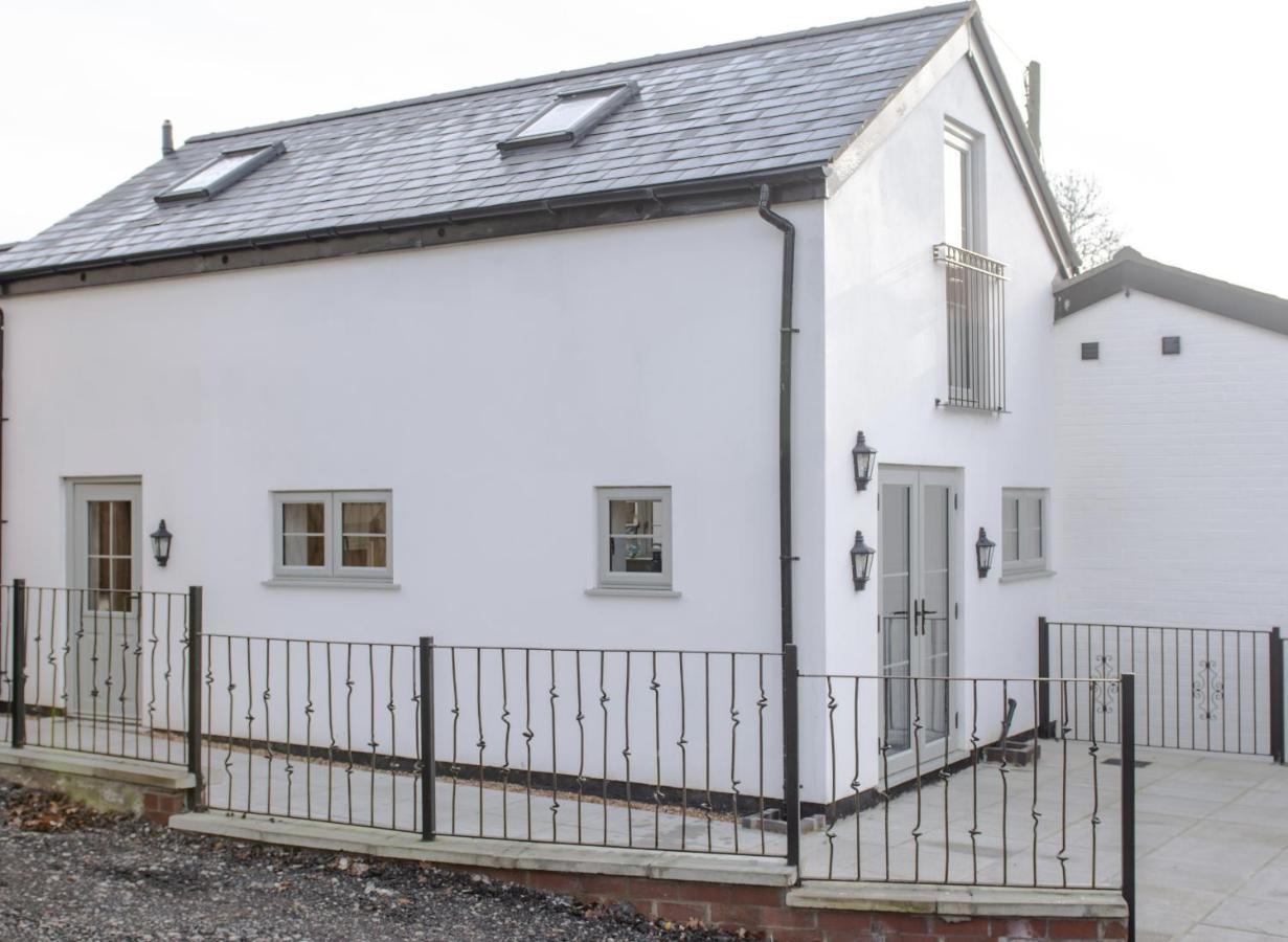 Finwood Green Farm Holiday Cottages-The Calf Shed And The Milk Parlour Henley-in-Arden Εξωτερικό φωτογραφία